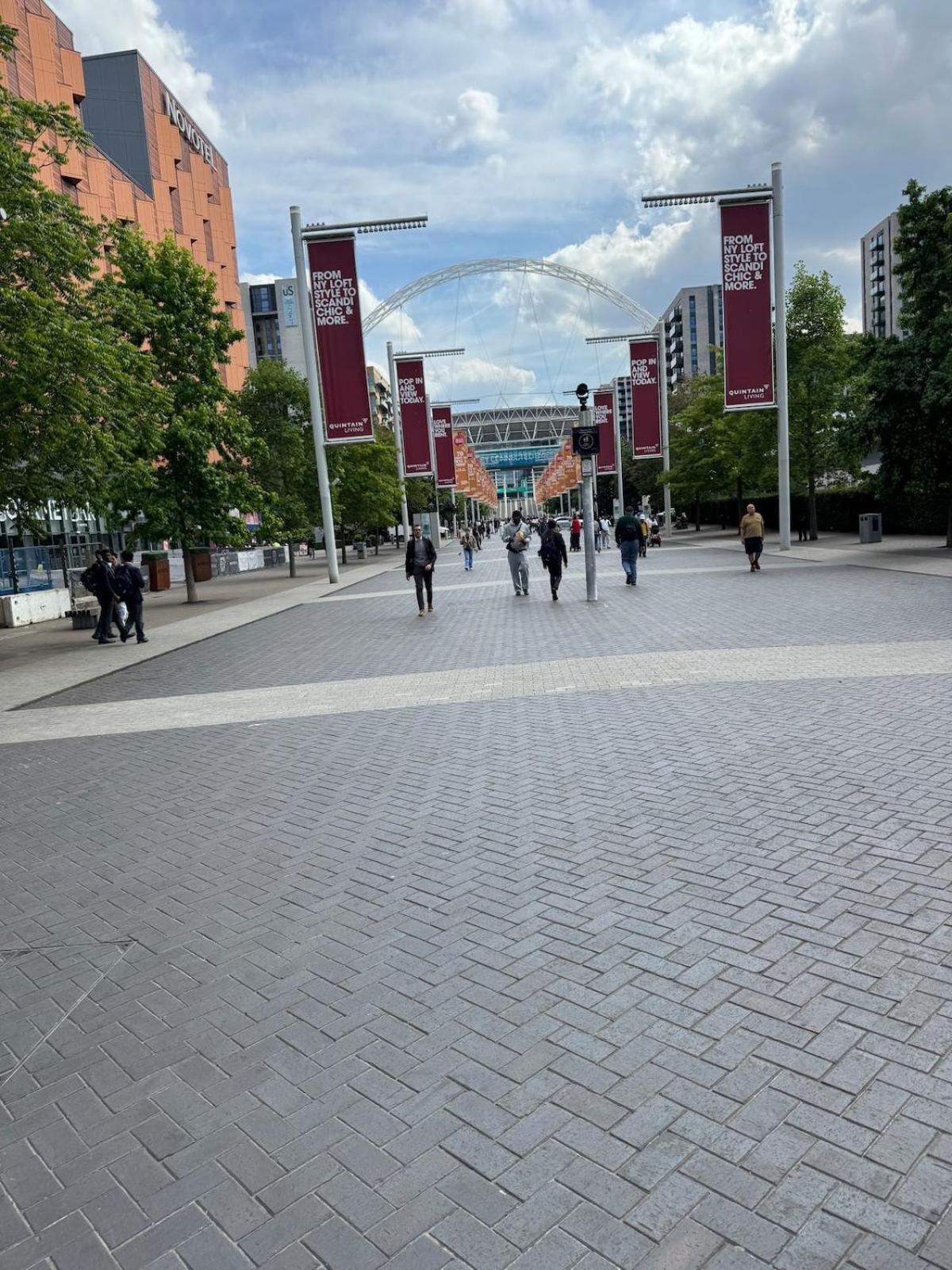 Apartment Wembley Stadium 2 Bedroom - 1 Minute Walk London