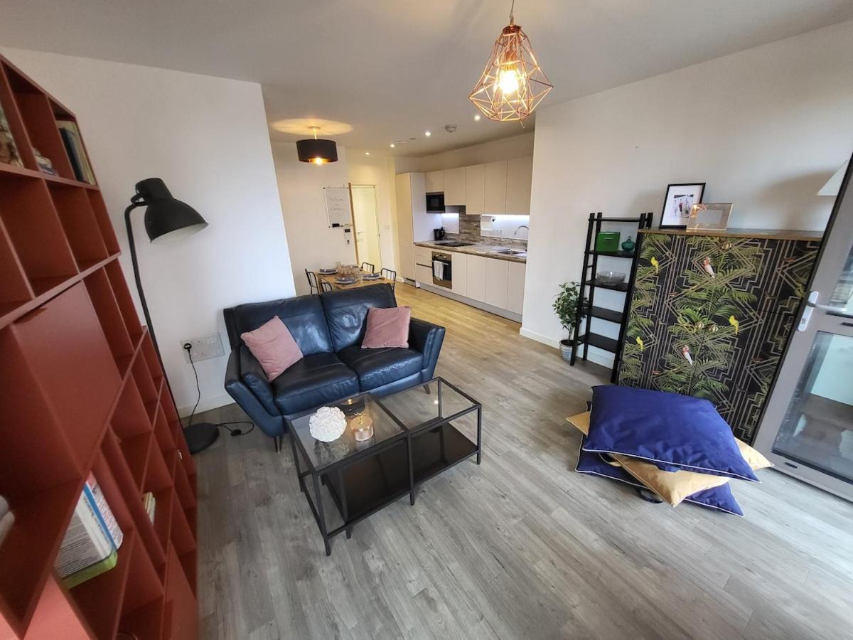 Wembley Stadium 2 Bedroom - 1 Minute Walk London